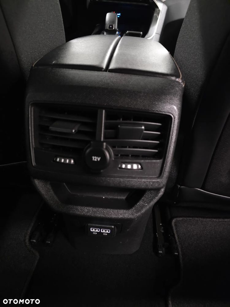 Peugeot 3008 BlueHDi 130 Stop & Start EAT8 GT - 22