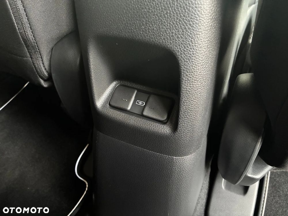 Honda Jazz 1.5 i-MMD Executive Crosstar - 12