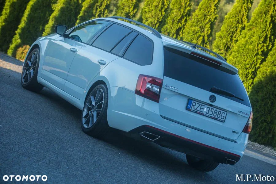 Skoda Octavia 2.0 TDI RS DSG - 3