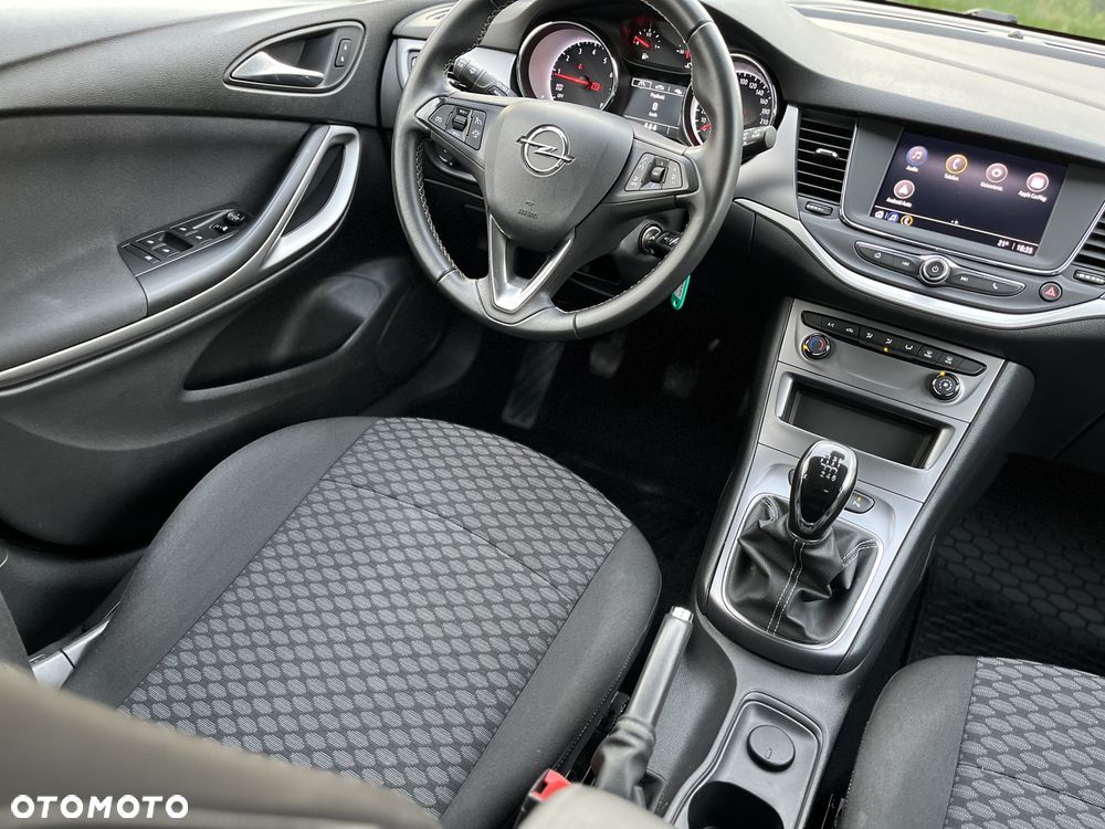 Opel Astra - 25