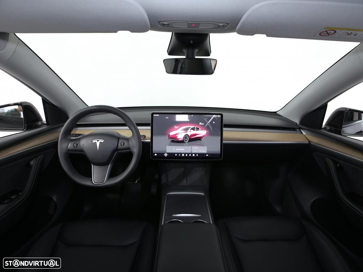 Tesla Model Y Long Range Dual Motor AWD - 5