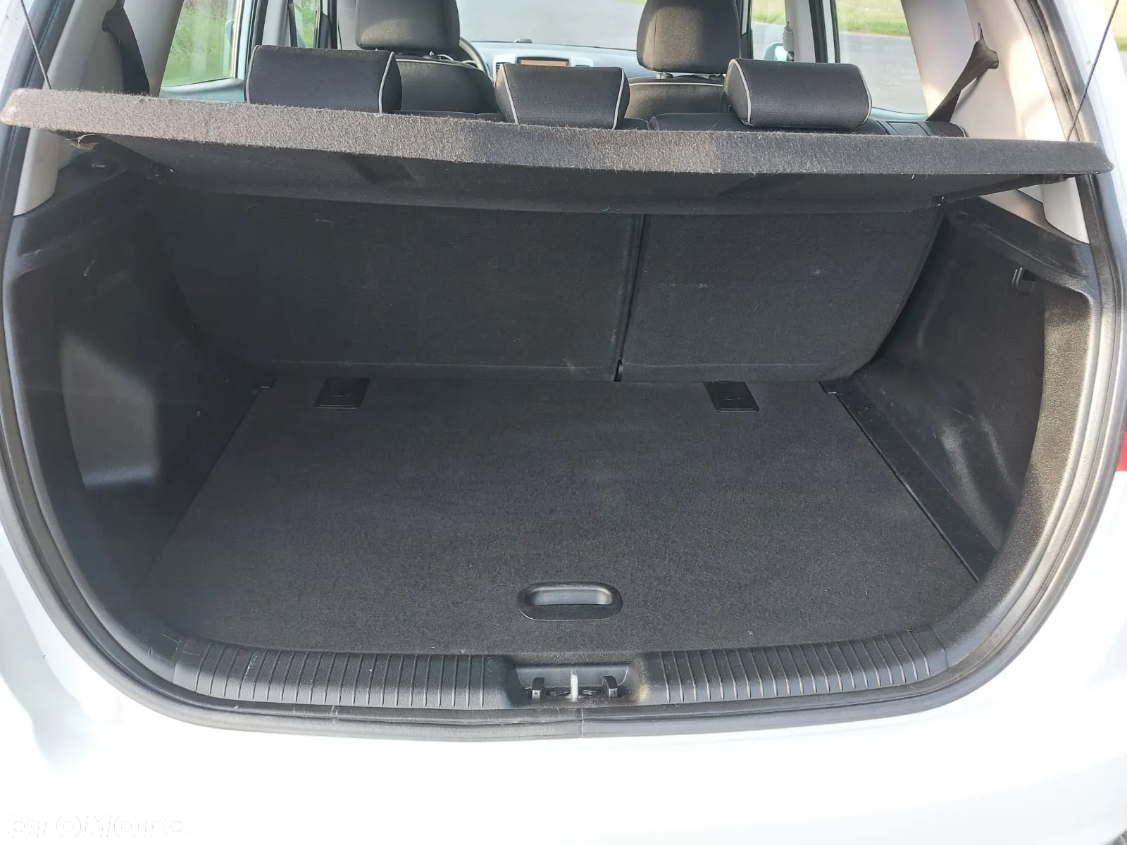 Kia Venga - 19