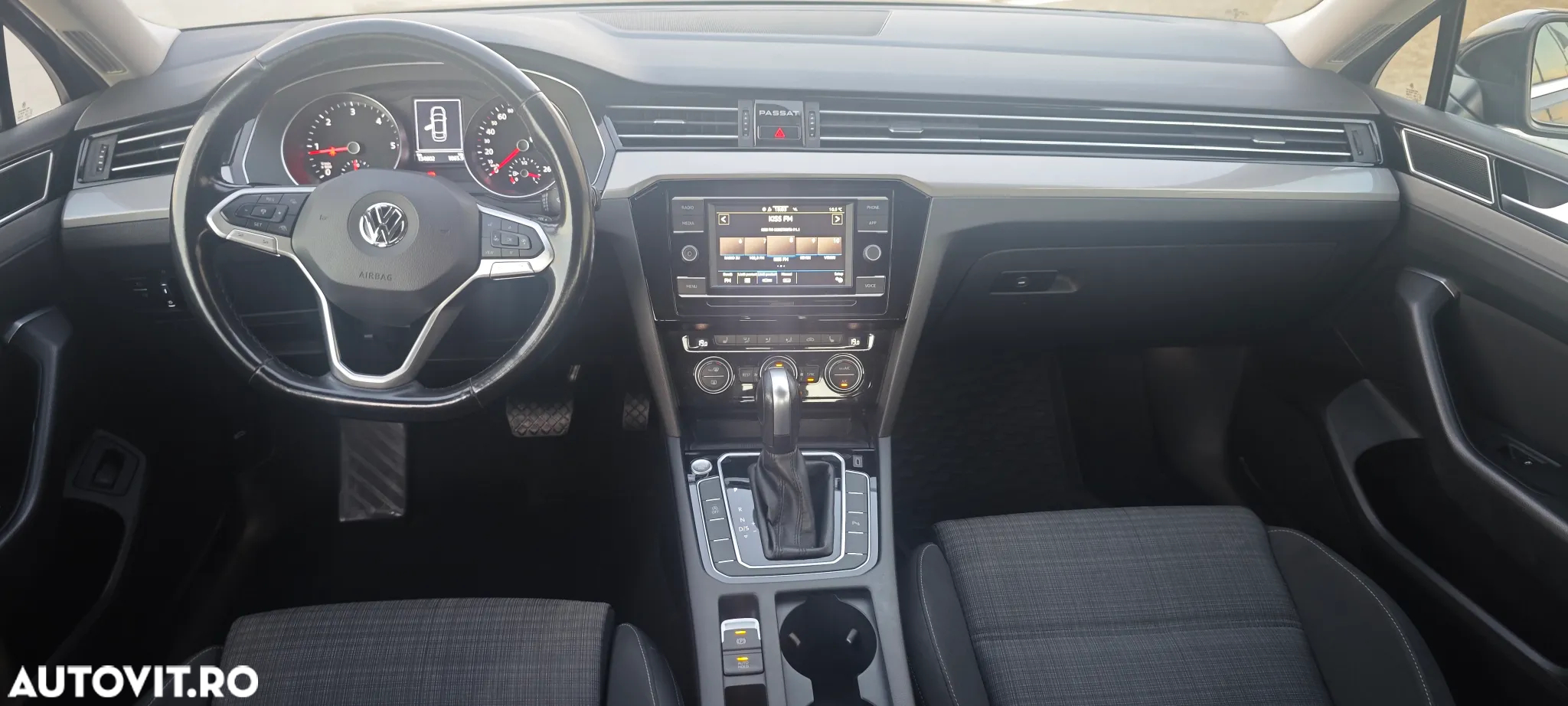 Volkswagen Passat 2.0 TDI DSG Comfortline - 15