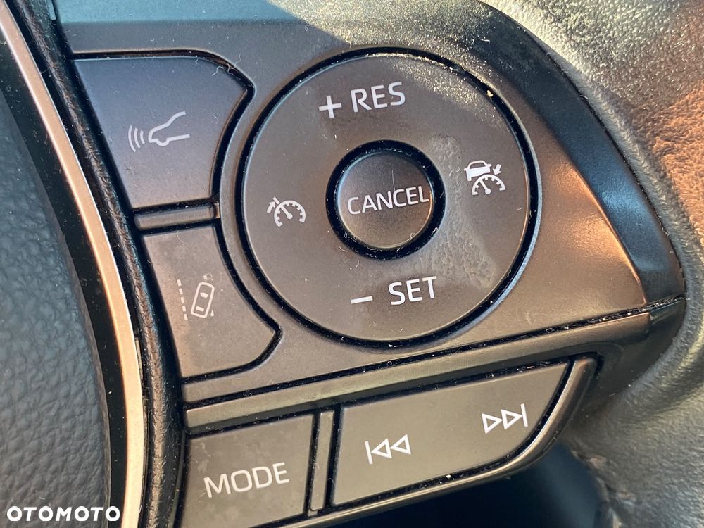 Toyota Corolla 1.8 Hybrid Executive - 19