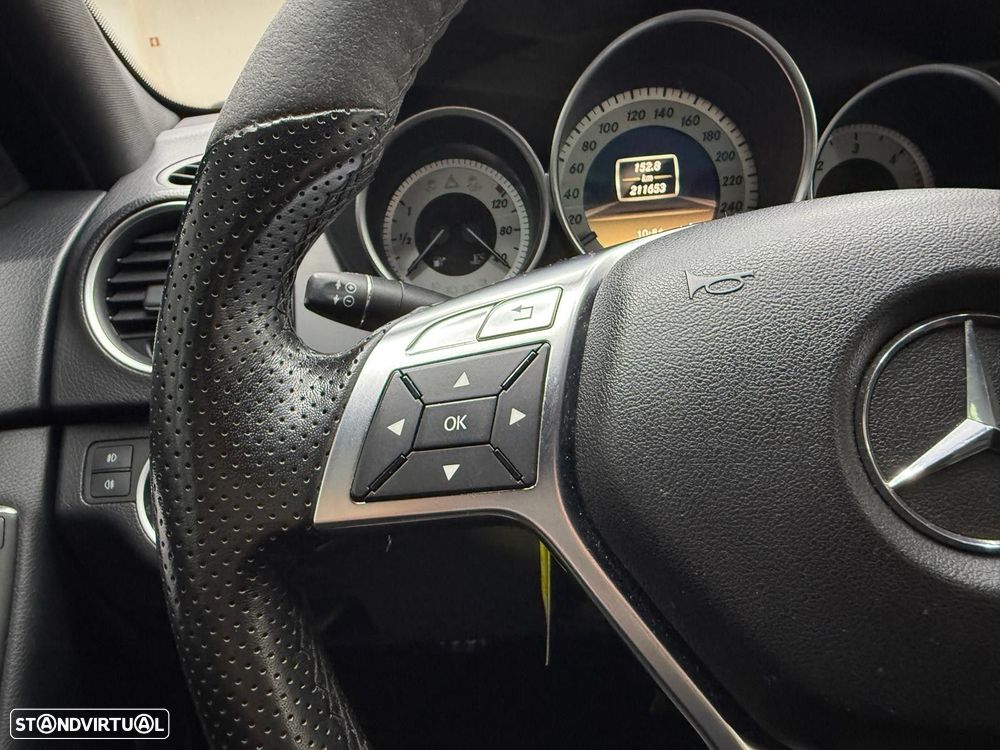 Mercedes-Benz C 220 BlueTEC AMG Line - 24