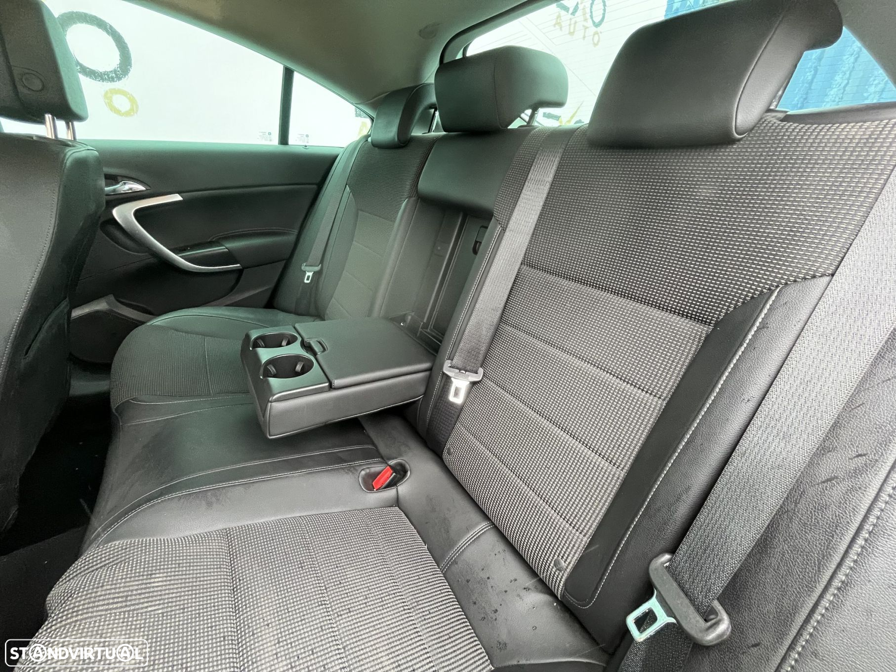 Opel Insignia 2.0 CDTi Cosmo ecoFLEX - 13