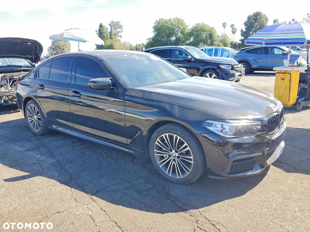 BMW Seria 5 530i Sport Line - 2