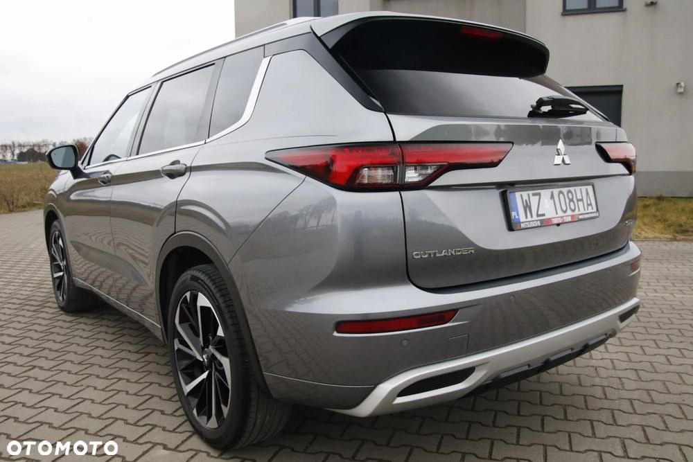 Mitsubishi Outlander 2.4 4WD CVT Intense - 6