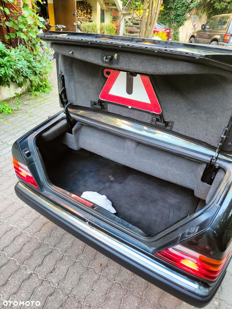 Mercedes-Benz W124 (1984-1993) - 4