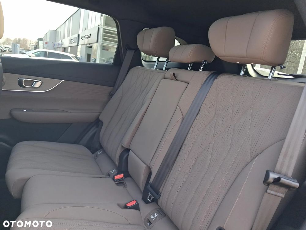 Chery Tiggo 8 1.5 T-GDI Super Hybrid Prestige DCT - 16