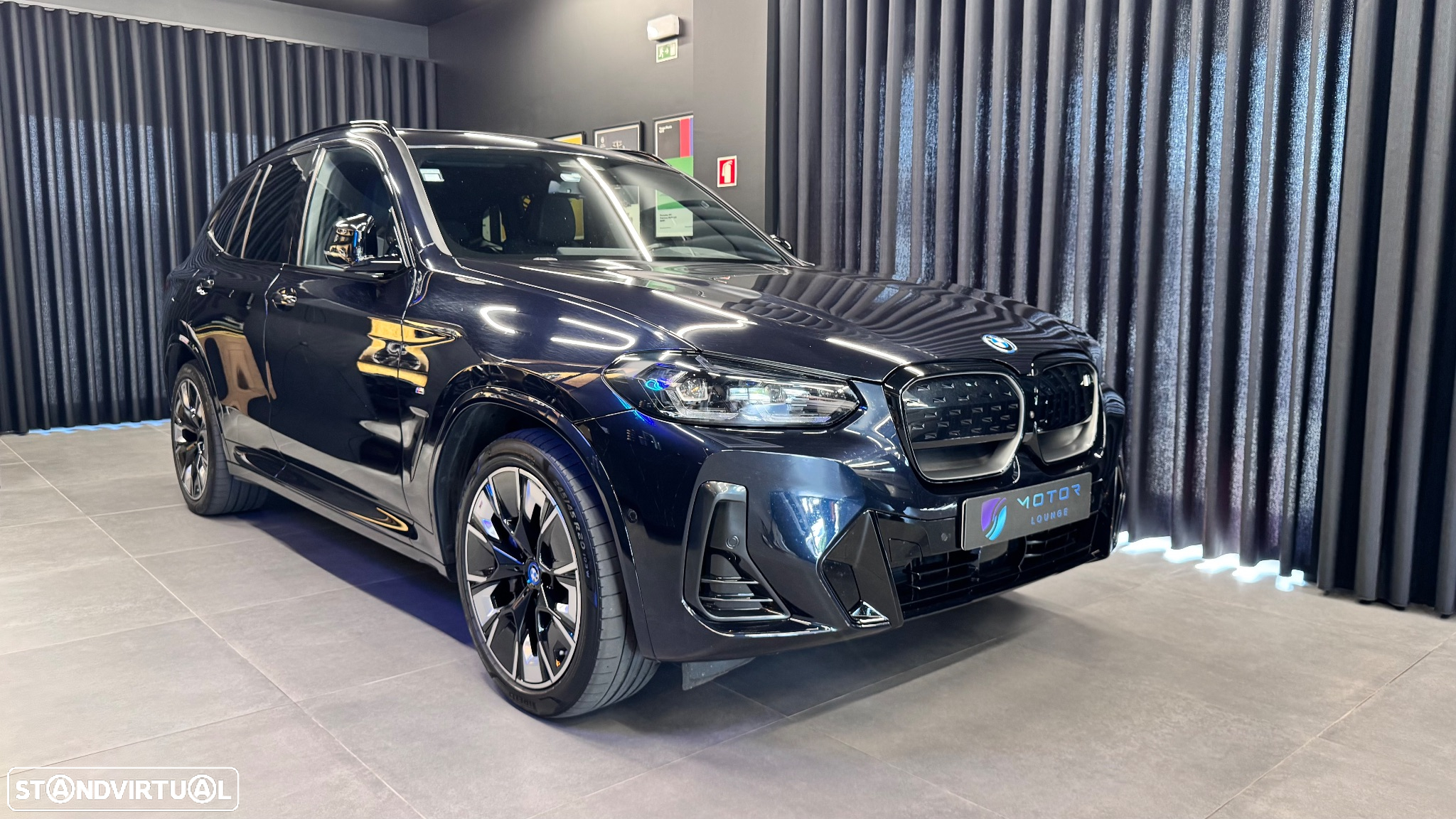 BMW iX3 M Sport Impressive - 2