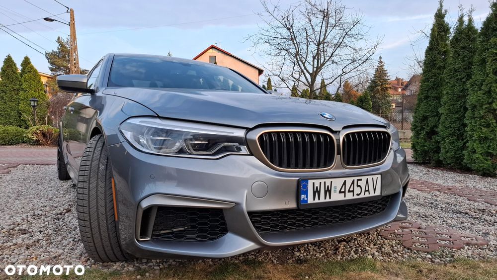 BMW Seria 5 M550i xDrive - 30