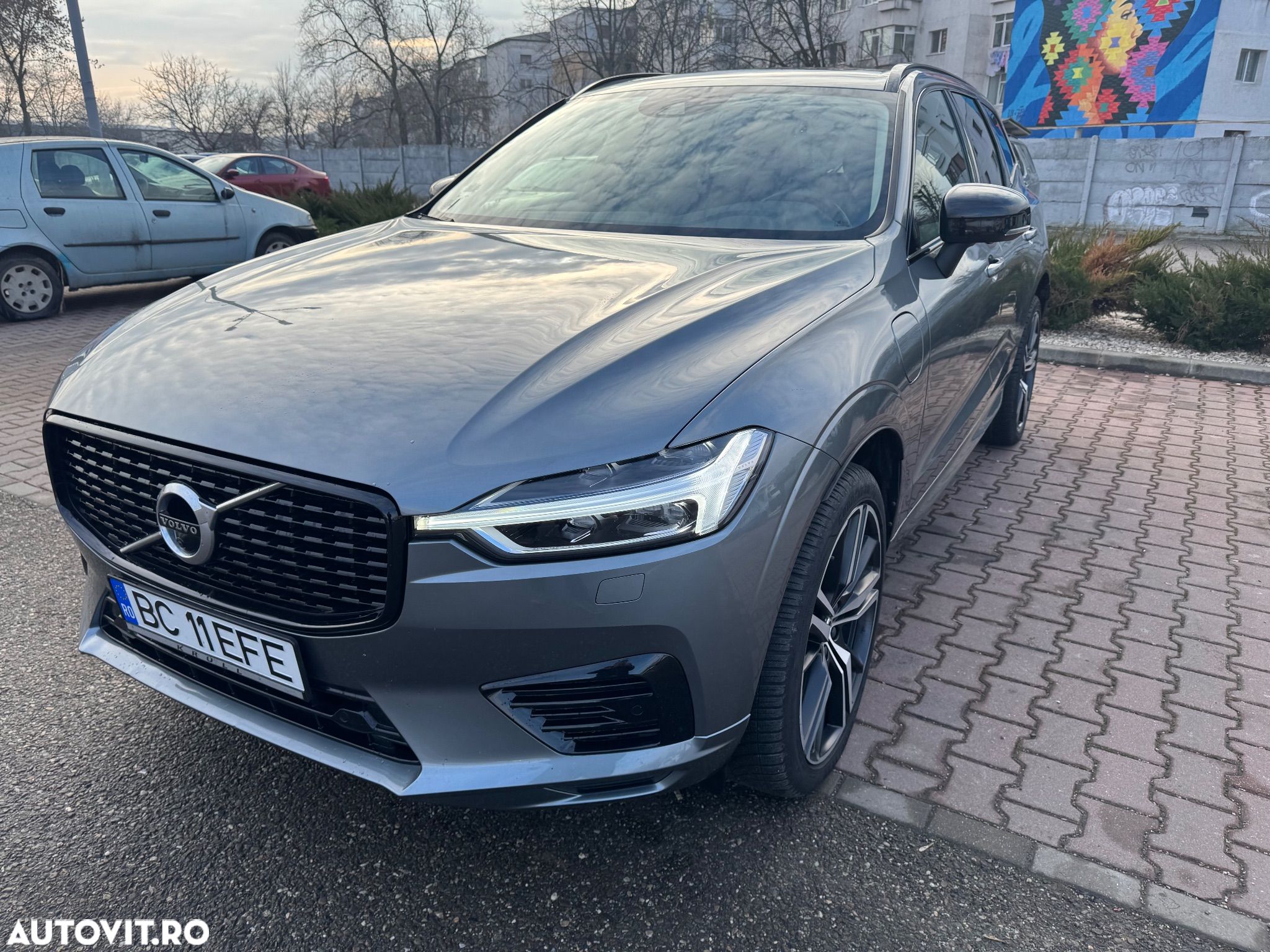 Volvo XC 60 T8 Twin Engine AWD Geartronic RDesign - 1