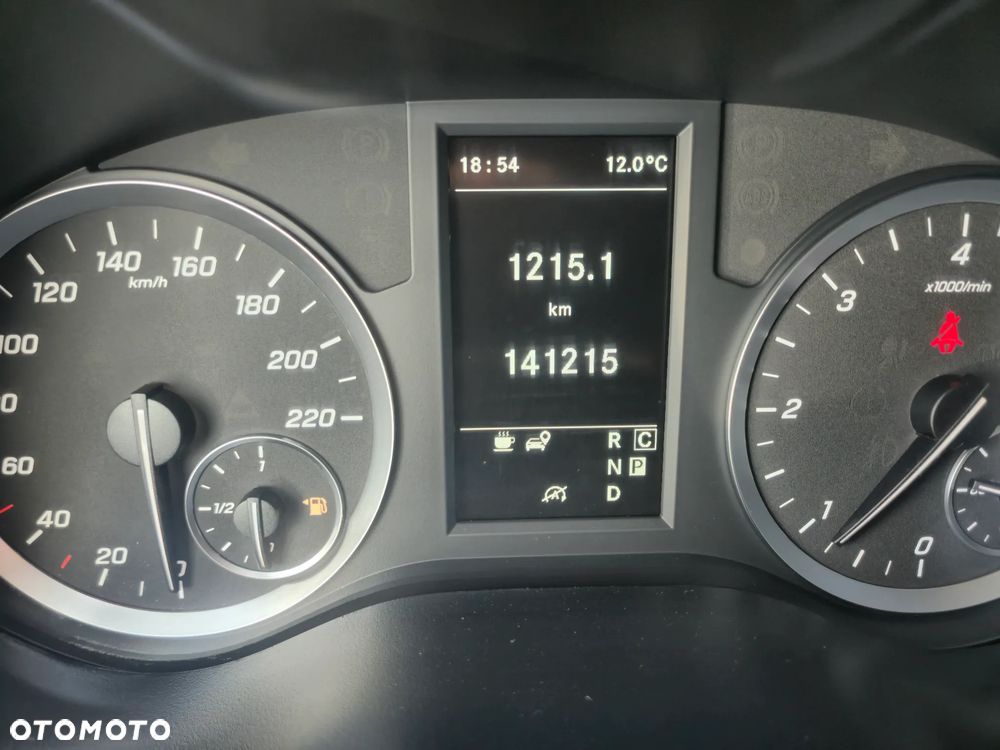Mercedes-Benz Vito - 24