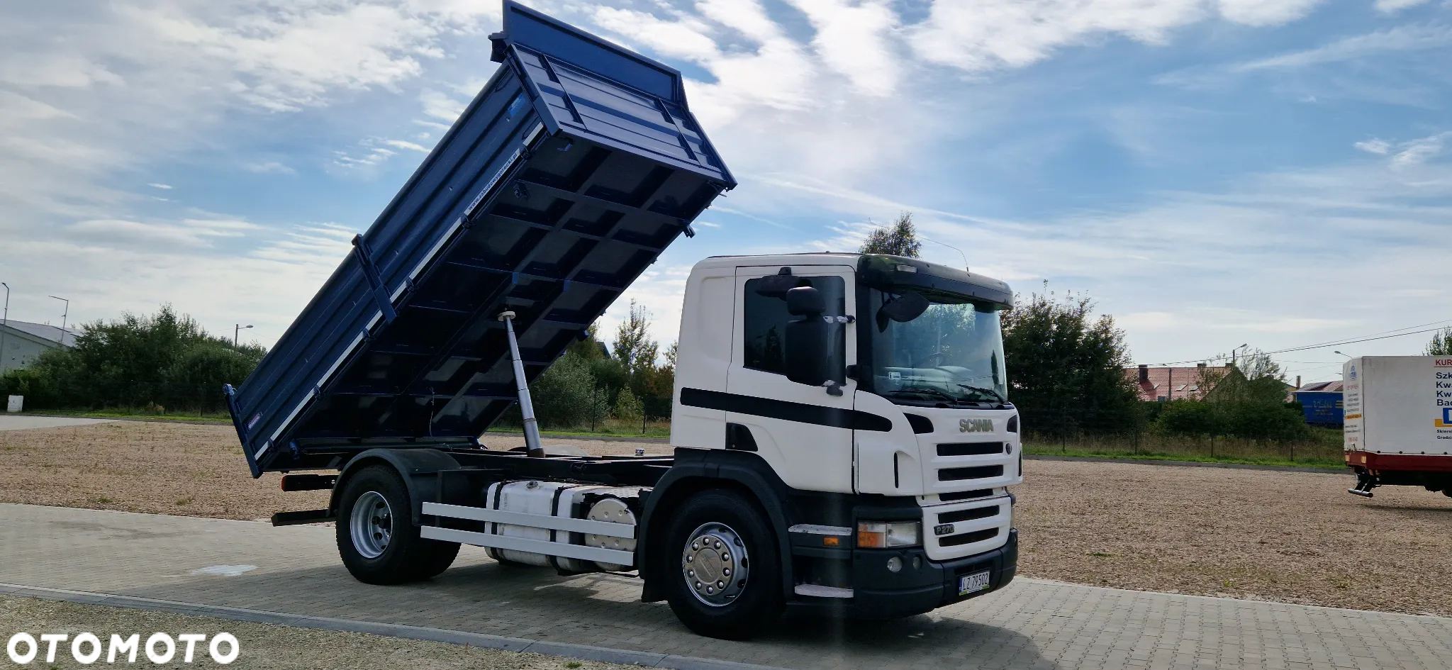 Scania P270 kiper nowa wywrotka 3 stronna  bezwypadkowy bdb stan - 2