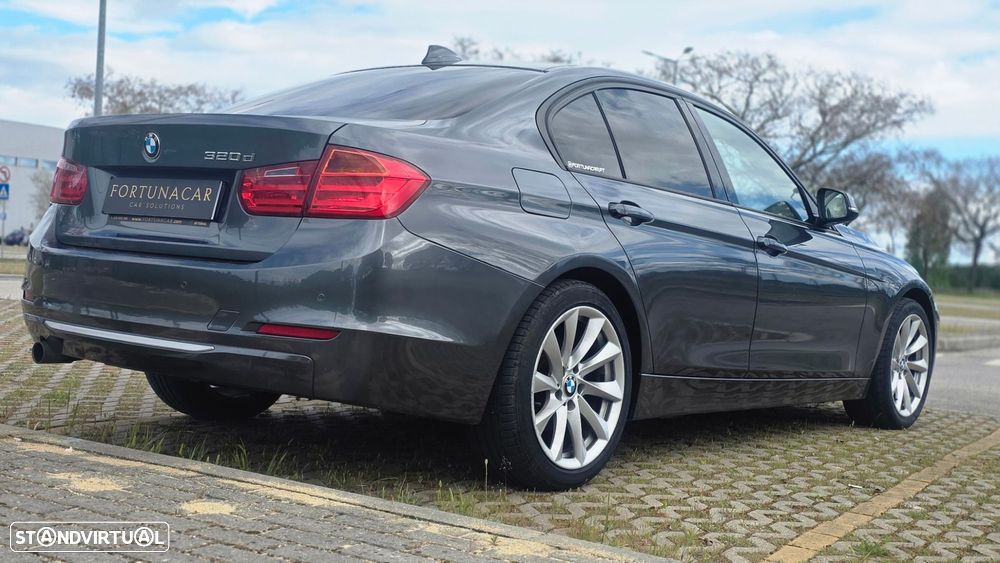 BMW 320 d Auto Line Luxury - 8