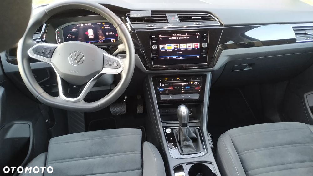 Volkswagen Touran 2.0 TDI SCR DSG Highline - 12