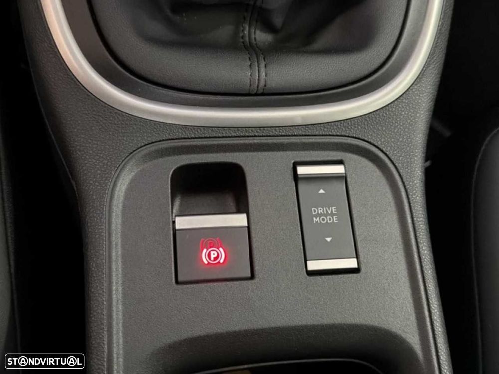 Jeep Avenger 1.2 GSE T3 Altitude - 11