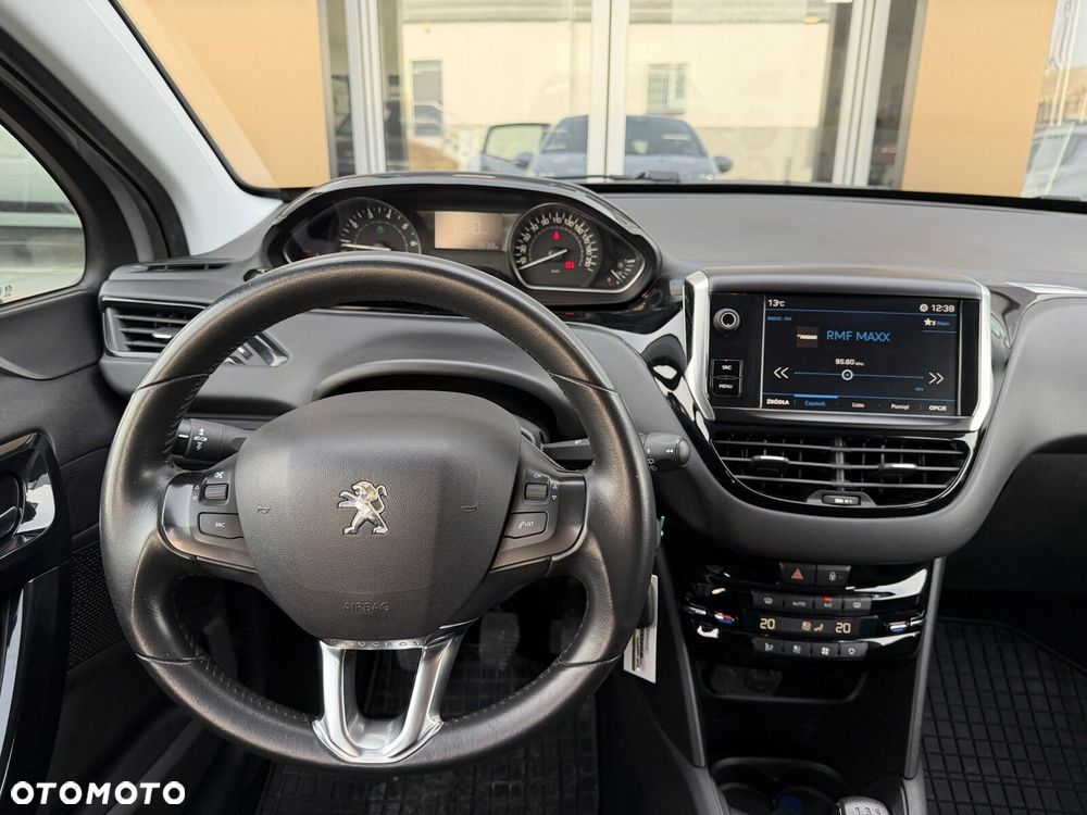 Peugeot 208 1.2 PureTech GPF Active S&S - 19