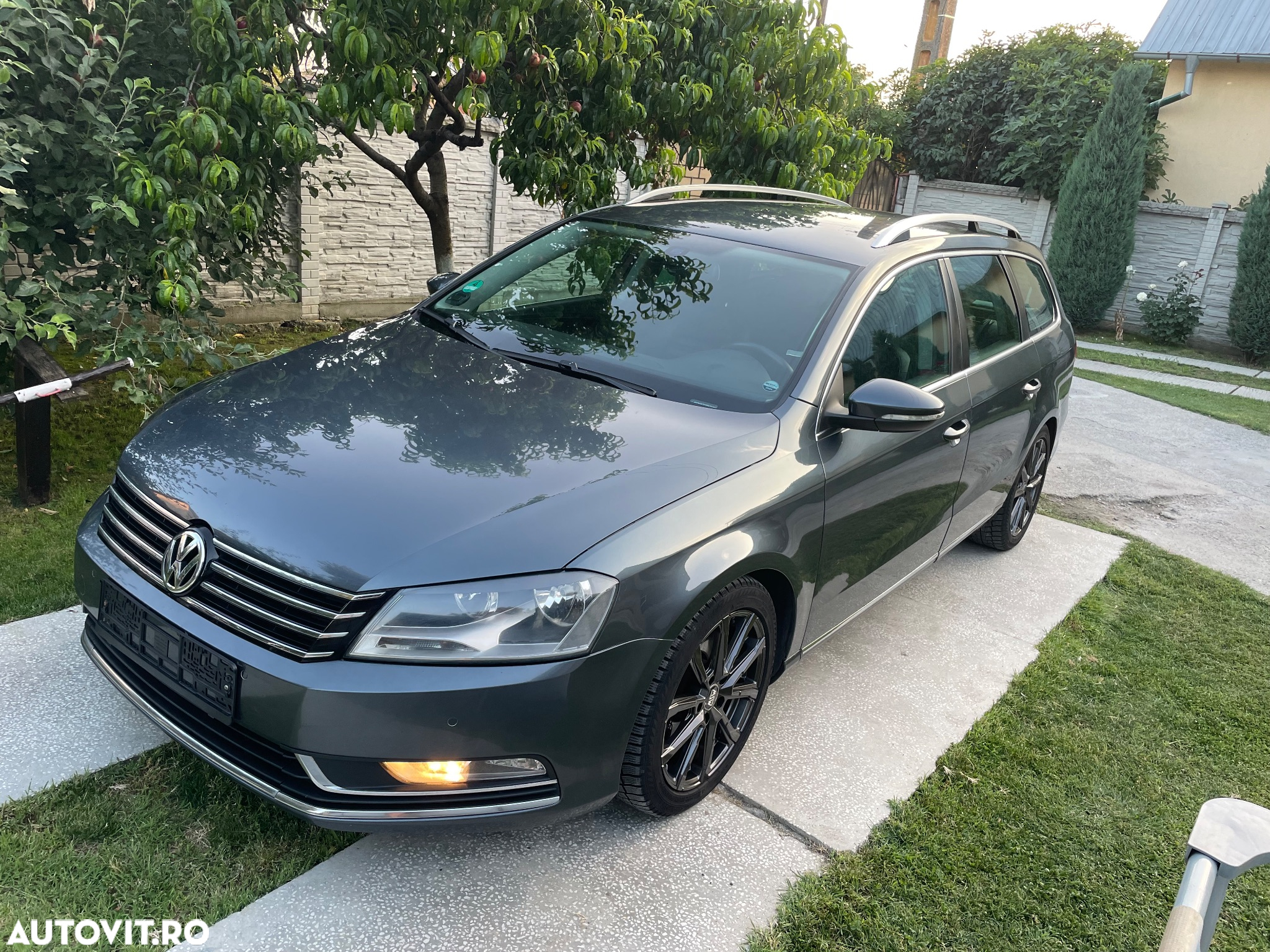Volkswagen Passat - 10