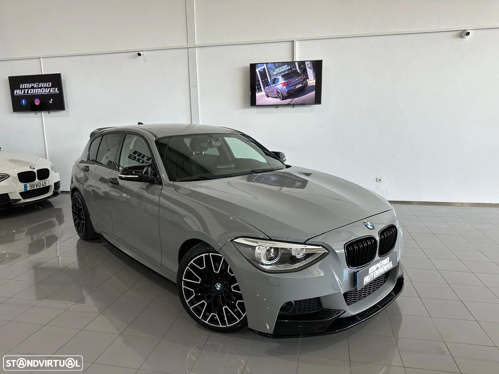 BMW 118 d Pack M - 14
