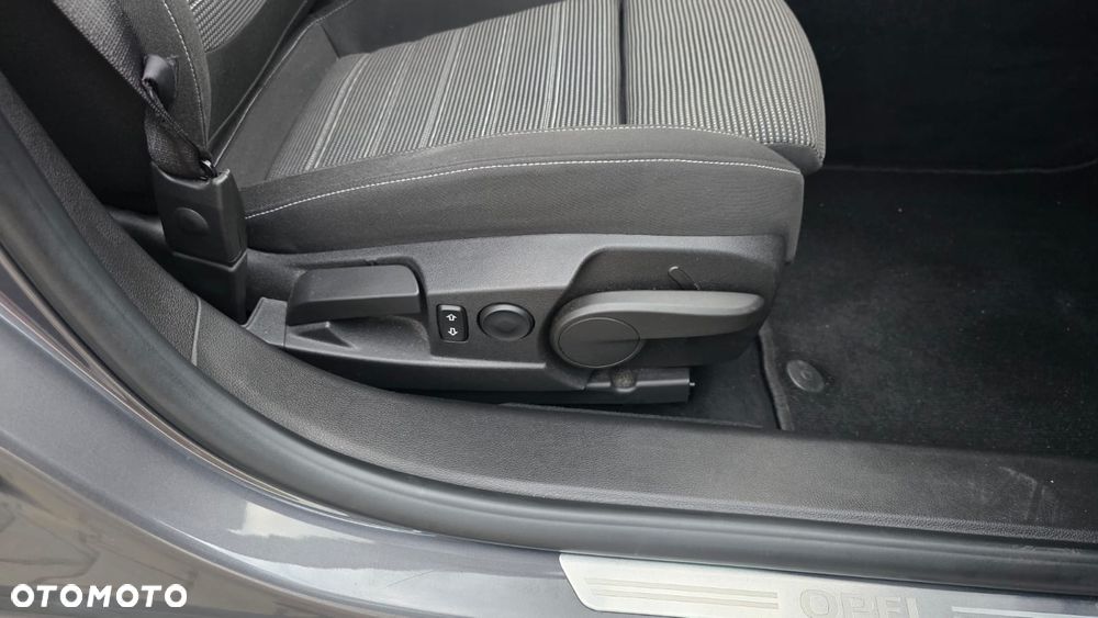 Opel Insignia 2.0 BiTurbo CDTI ecoFLEX Start/Stop Sport - 30