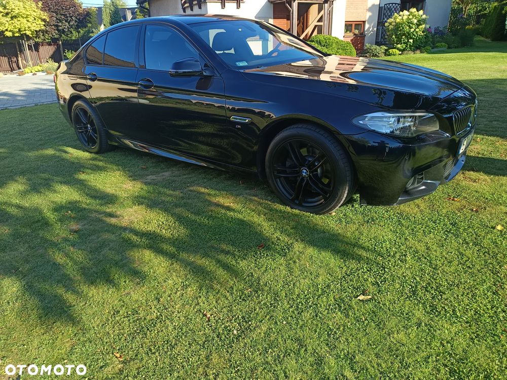 BMW Seria 5 520d xDrive - 27
