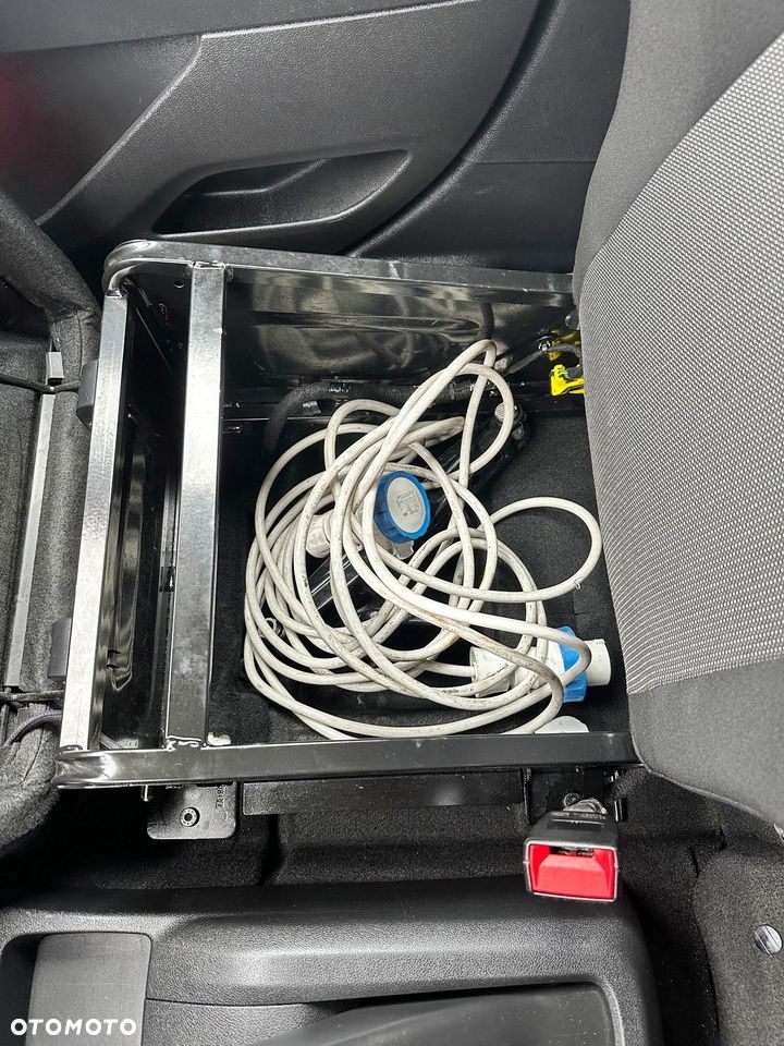 Toyota PROACE CITY  FURGON CHŁODNIA  -15*C ZASILANIE 230V TEMPOMAT KLIMATYZACJA  100KM - 41
