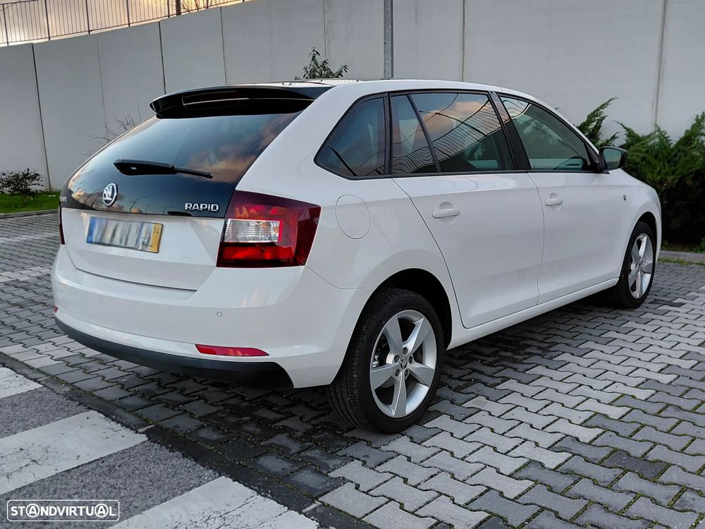 Skoda Rapid Spaceback 1.6 TDi Elegance - 7