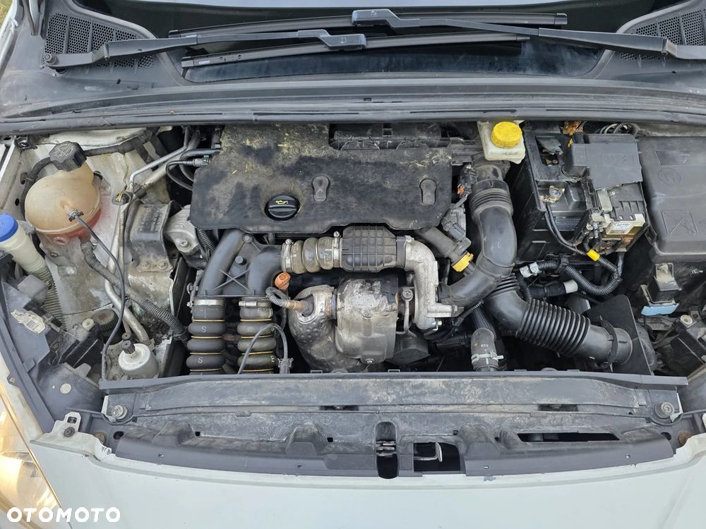 Peugeot 308 1.6 HDi Active - 9