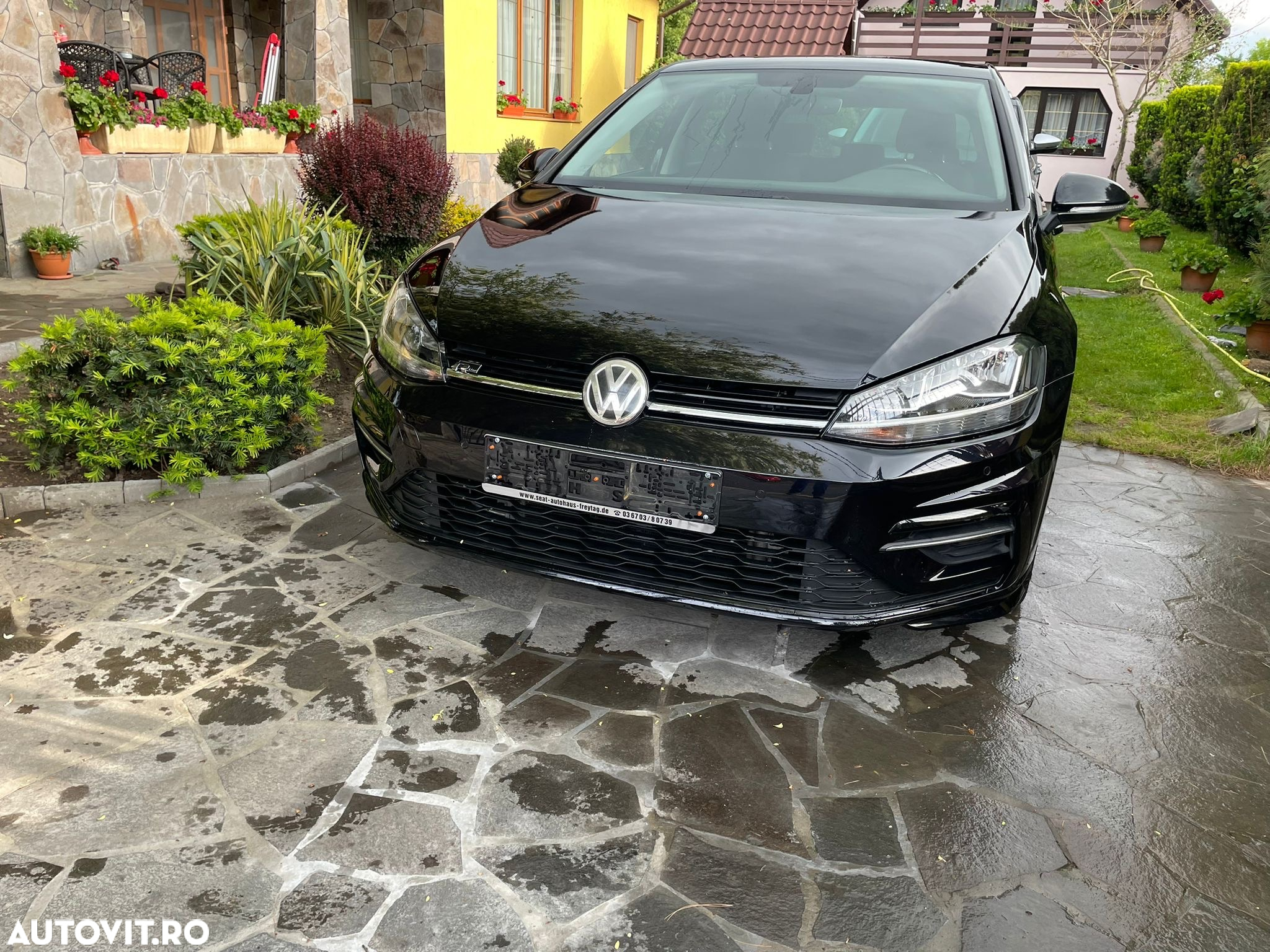Volkswagen Golf 1.0 TSI BlueMotion Comfortline - 4