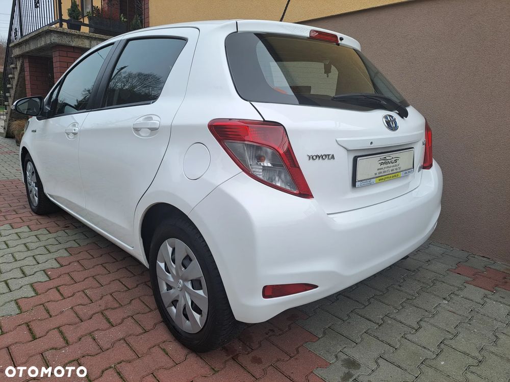 Toyota Yaris - 4