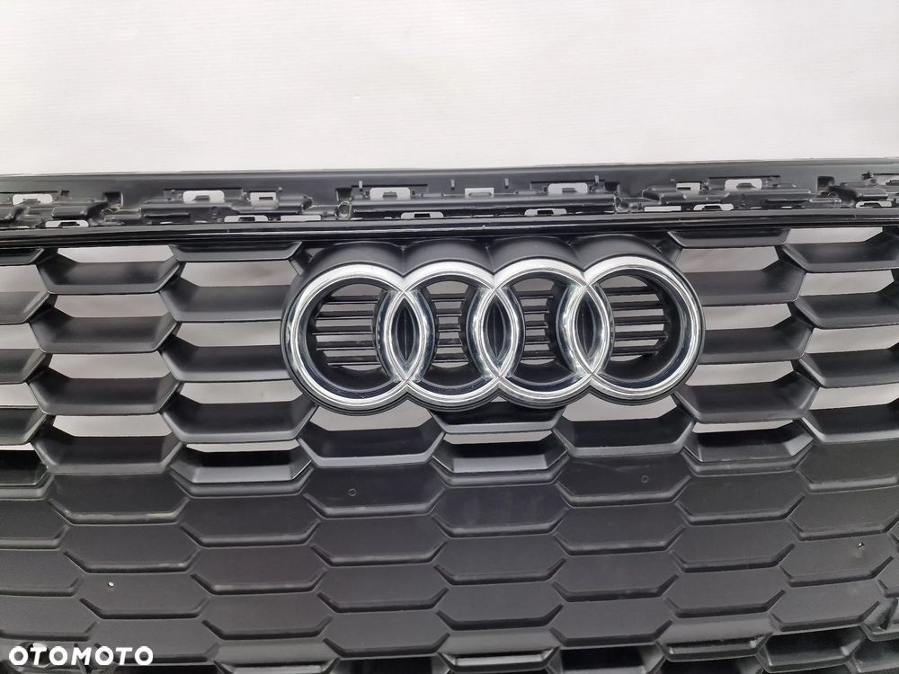 AUDI A3 8Y0 S-LINE 20- ATRAPA / GRILL PRZEDNI PRZÓD , CZARNA MATOWA Z CZARNĄ RAMKĄ, CHROM NA PDC , NR 8Y0853651B , NR AUKCJI GL370 - 4