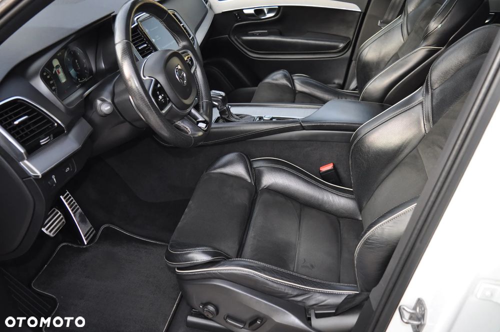 Volvo XC 90 D5 AWD R-Design - 27