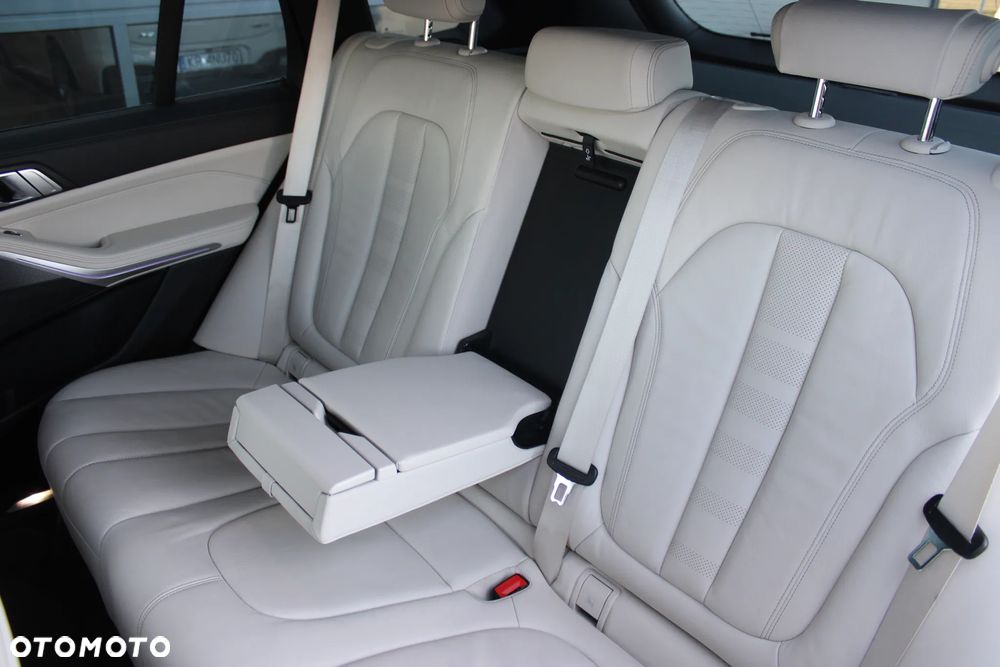 BMW X5 xDrive25d sport - 27