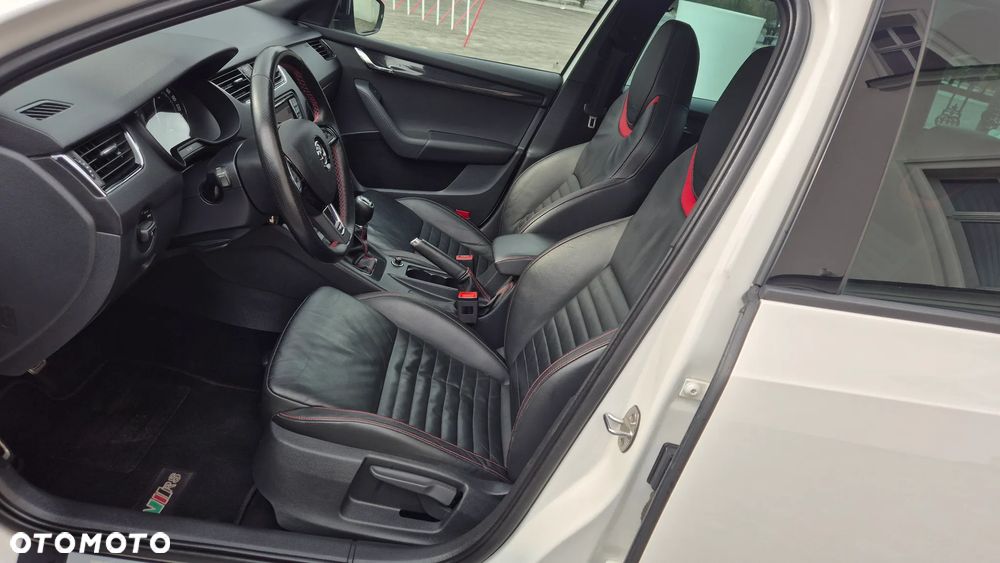 Skoda Octavia 2.0 TSI (Green tec) RS - 15