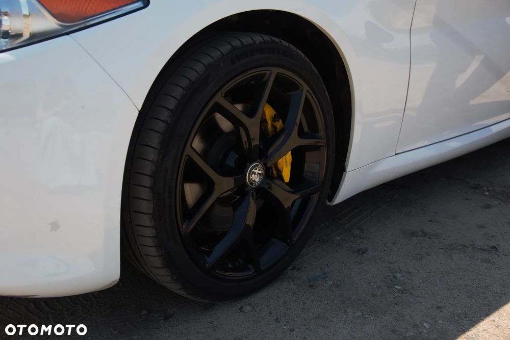 Alfa Romeo Giulia 2.0 Turbo 16V AT8-Q4 Ti - 20
