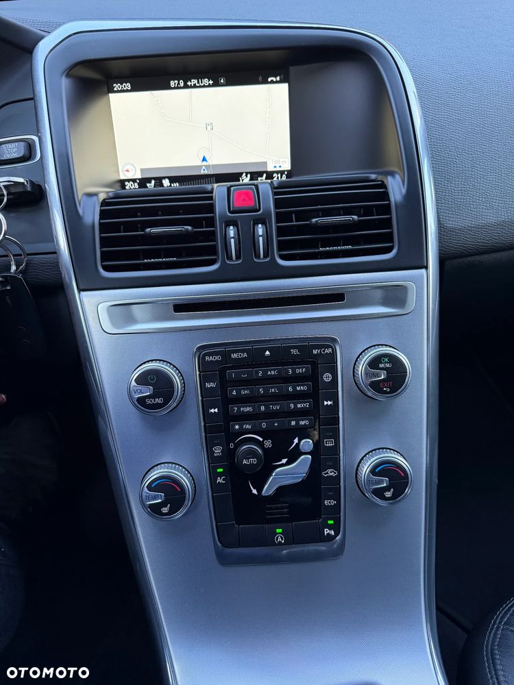 Volvo XC 60 D3 Drive-E Summum - 11