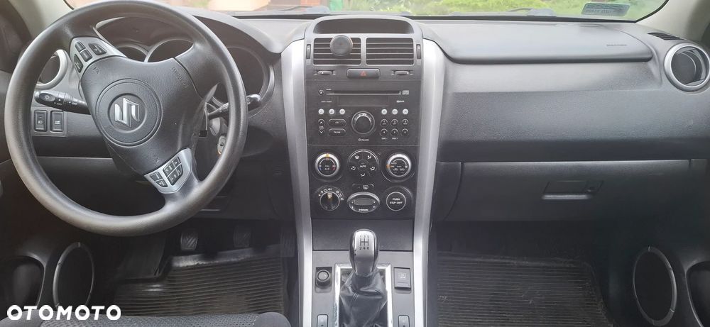 Suzuki Grand Vitara 1.9 DDiS - 13