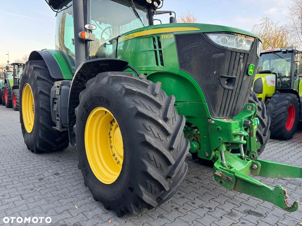 John Deere 7230R - 18