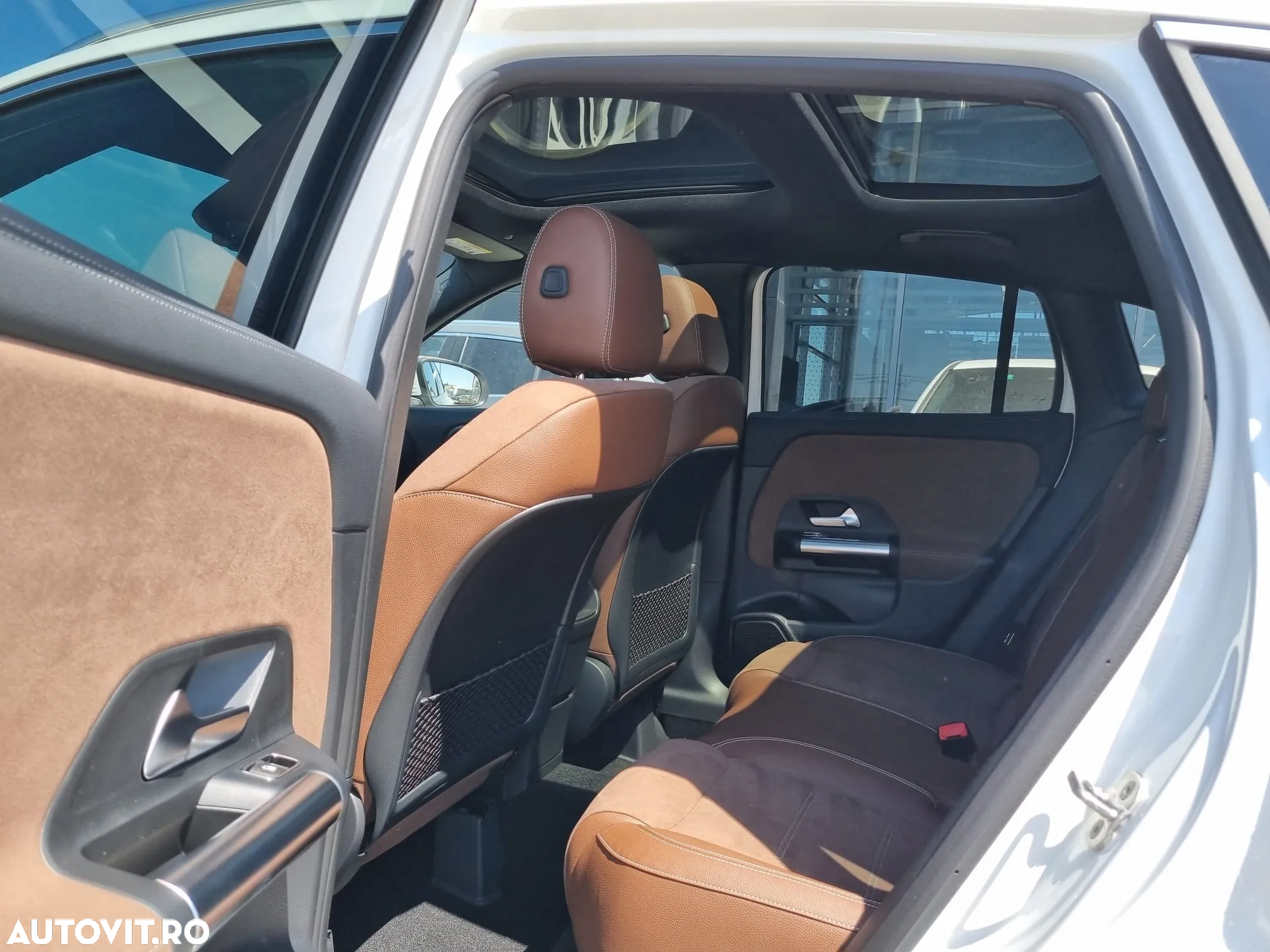 Mercedes-Benz GLA 200 d 4Matic 8G-DCT AMG Line - 24