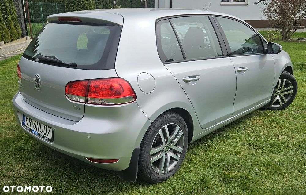 Volkswagen Golf 1.6 TDI Highline - 3