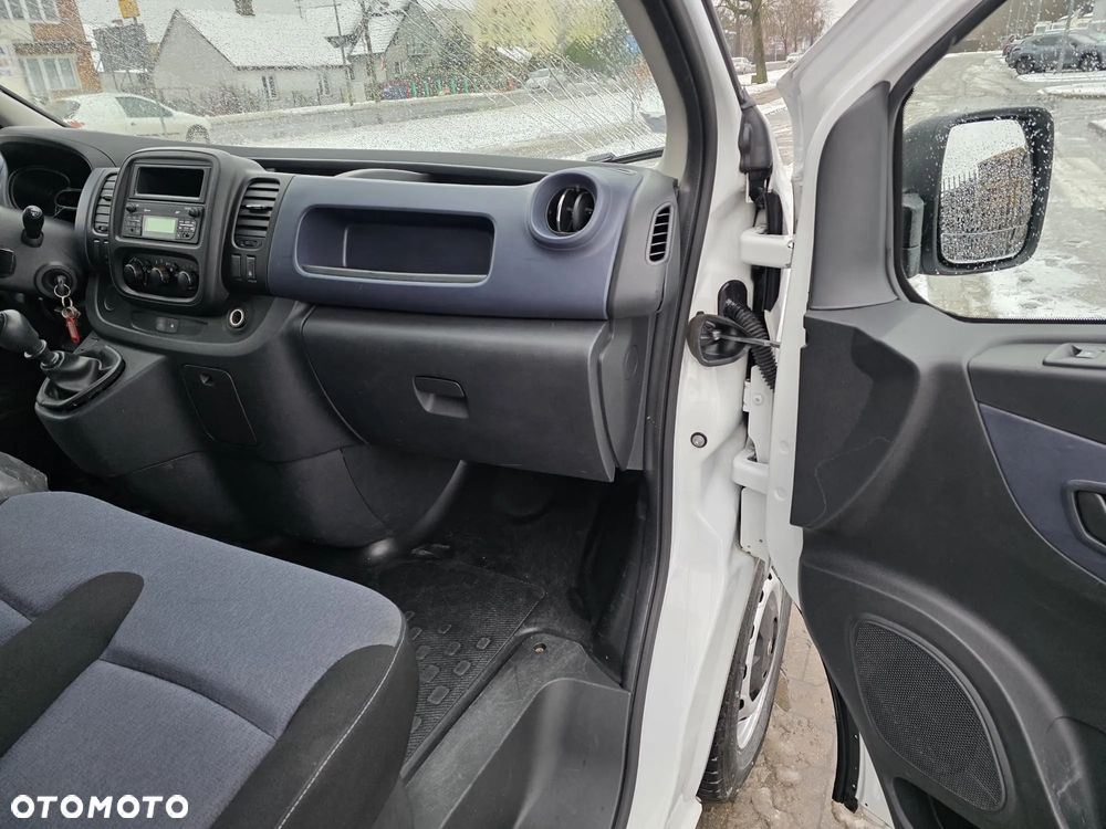 Opel Vivaro Chłodnia - 12