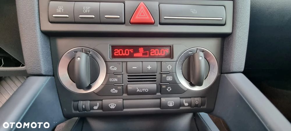 Audi A3 Sportback 1.8 TFSI S tronic Ambition - 23