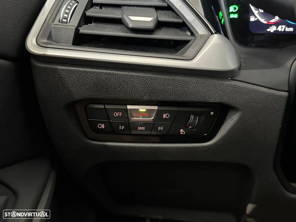 BMW 330 e Touring Pack M Auto - 22