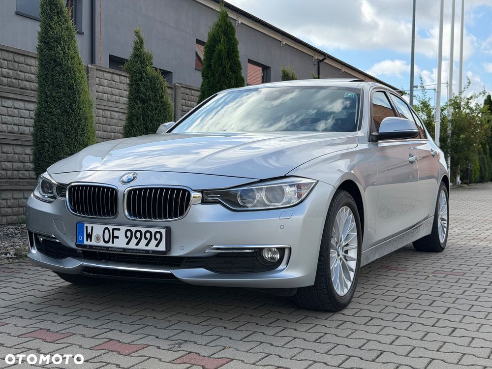 BMW Seria 3 320d Blue Performance Luxury Line - 14