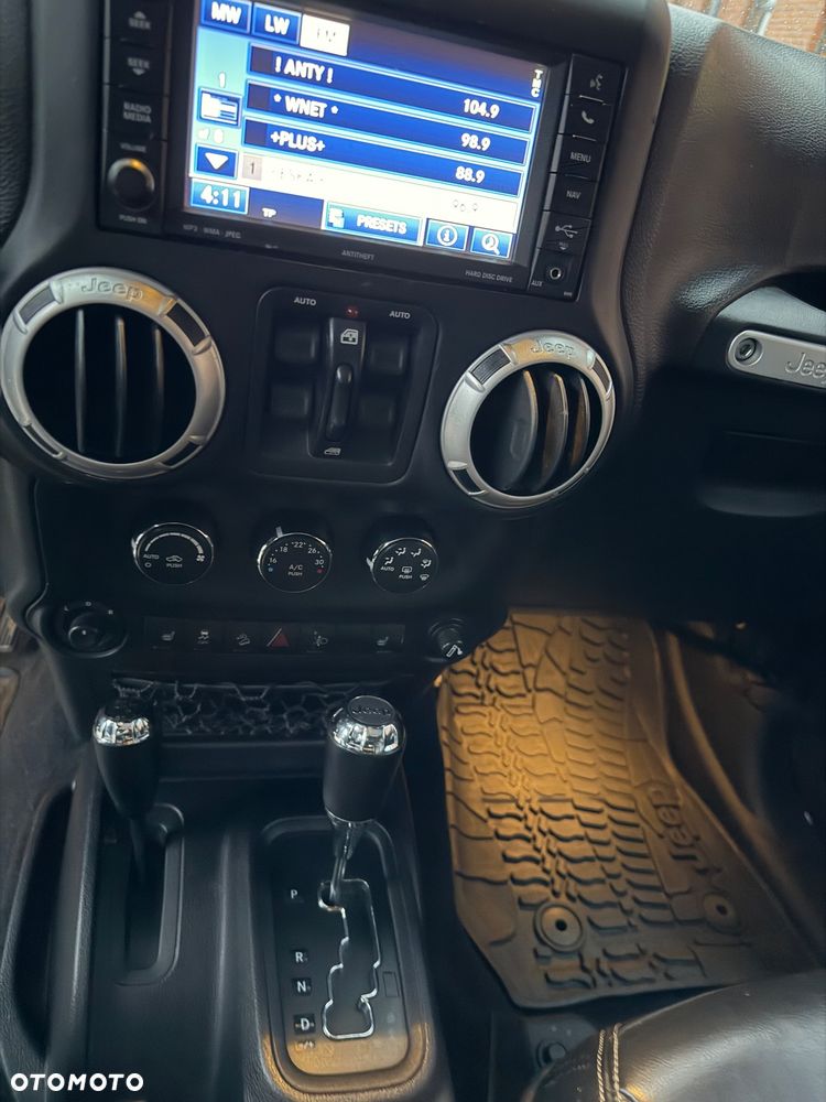 Jeep Wrangler 3.6 Unlim Sahara - 6