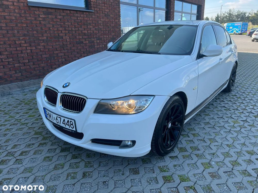 BMW Seria 3 318i - 5