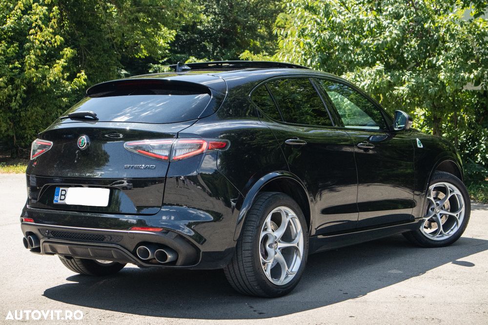 Alfa Romeo Stelvio 2.9 V6 Turbo AWD AT8 Quadrifoglio - 5