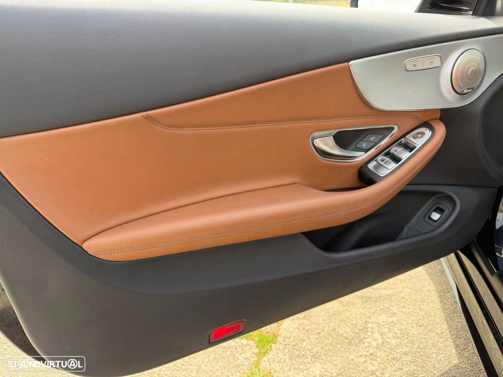 Mercedes-Benz C 200 Cabrio 4Matic 9G-Tronic AMG Line - 22